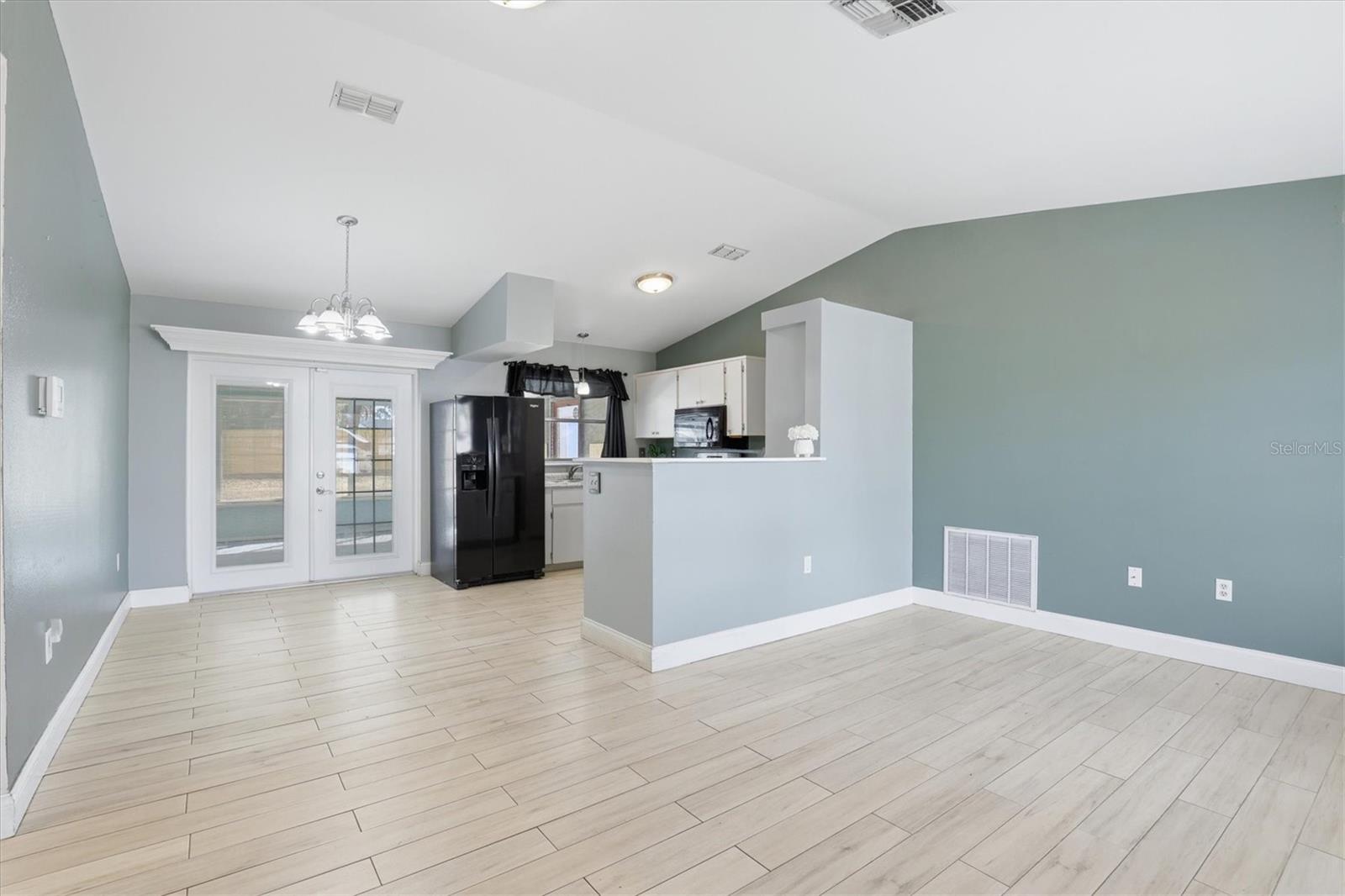 Image 4 of 58 For 5314 Harbinger Road