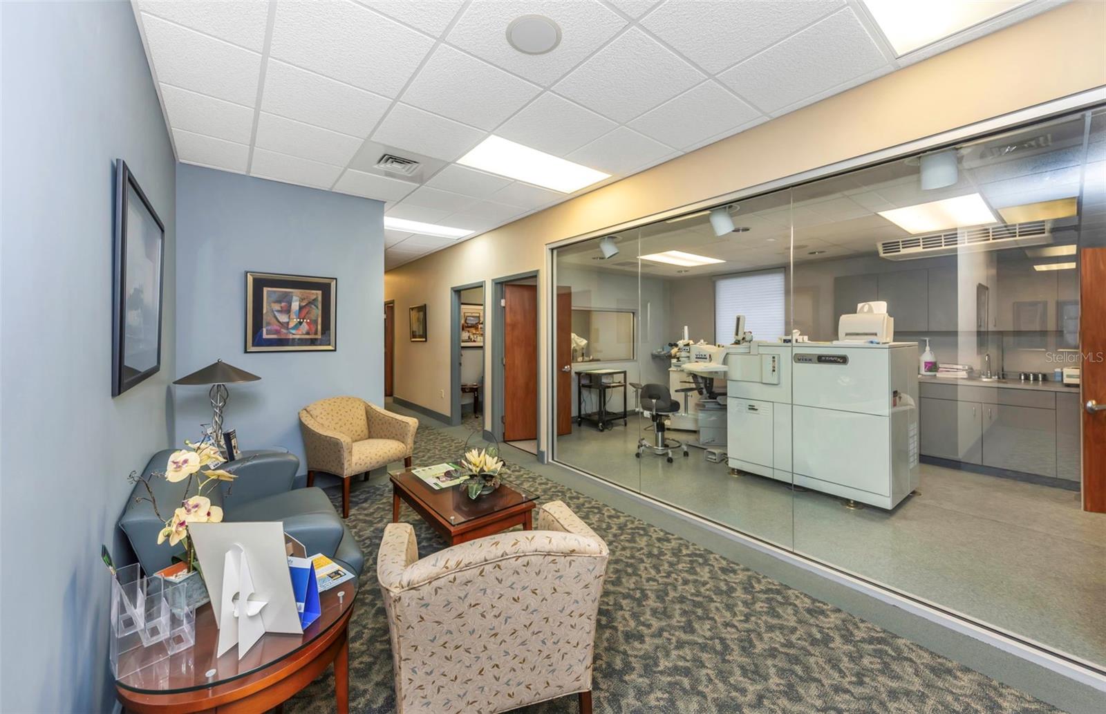 Image 14 of 55 For 2346 Drew Street 1f