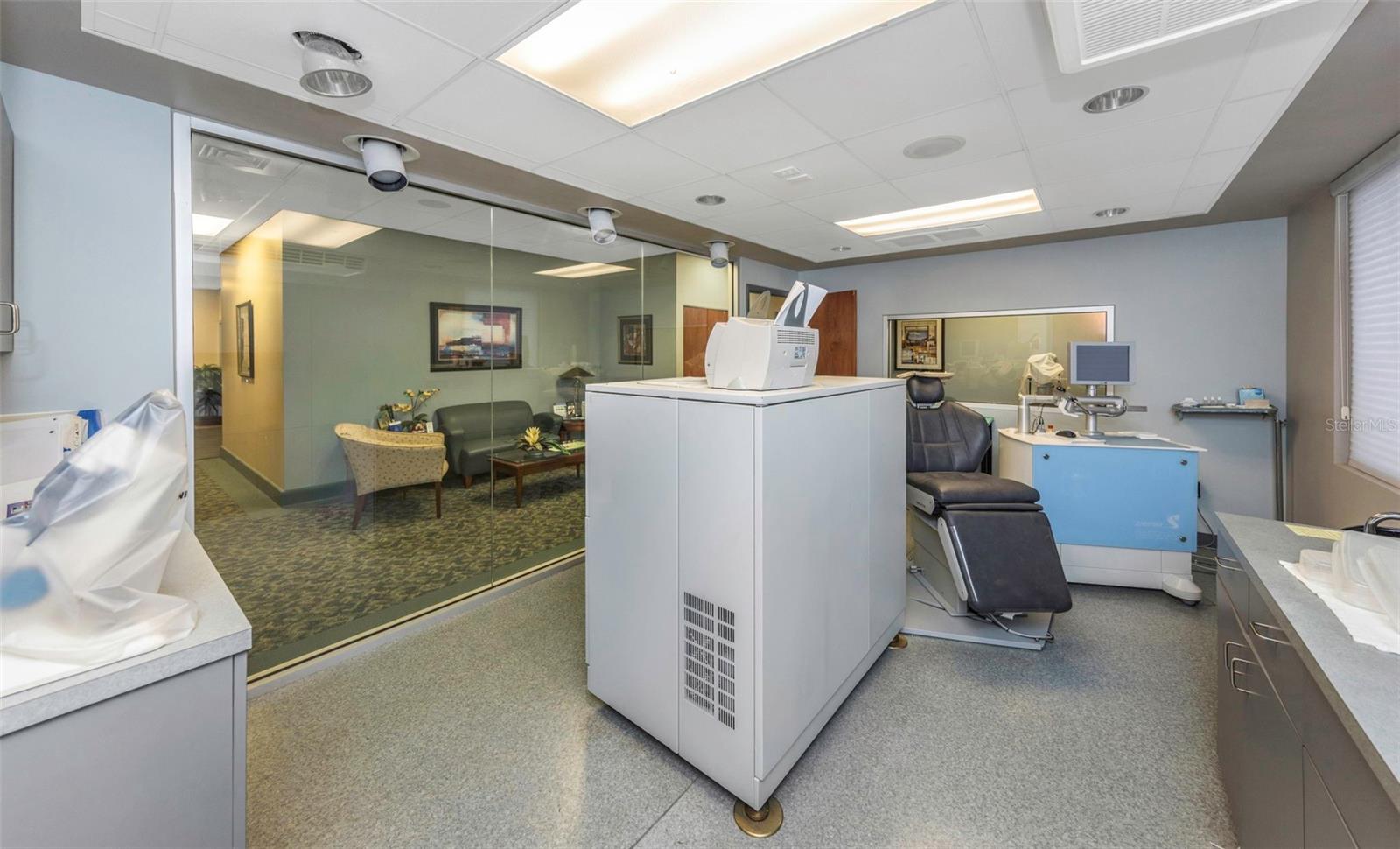 Image 19 of 55 For 2346 Drew Street 1f