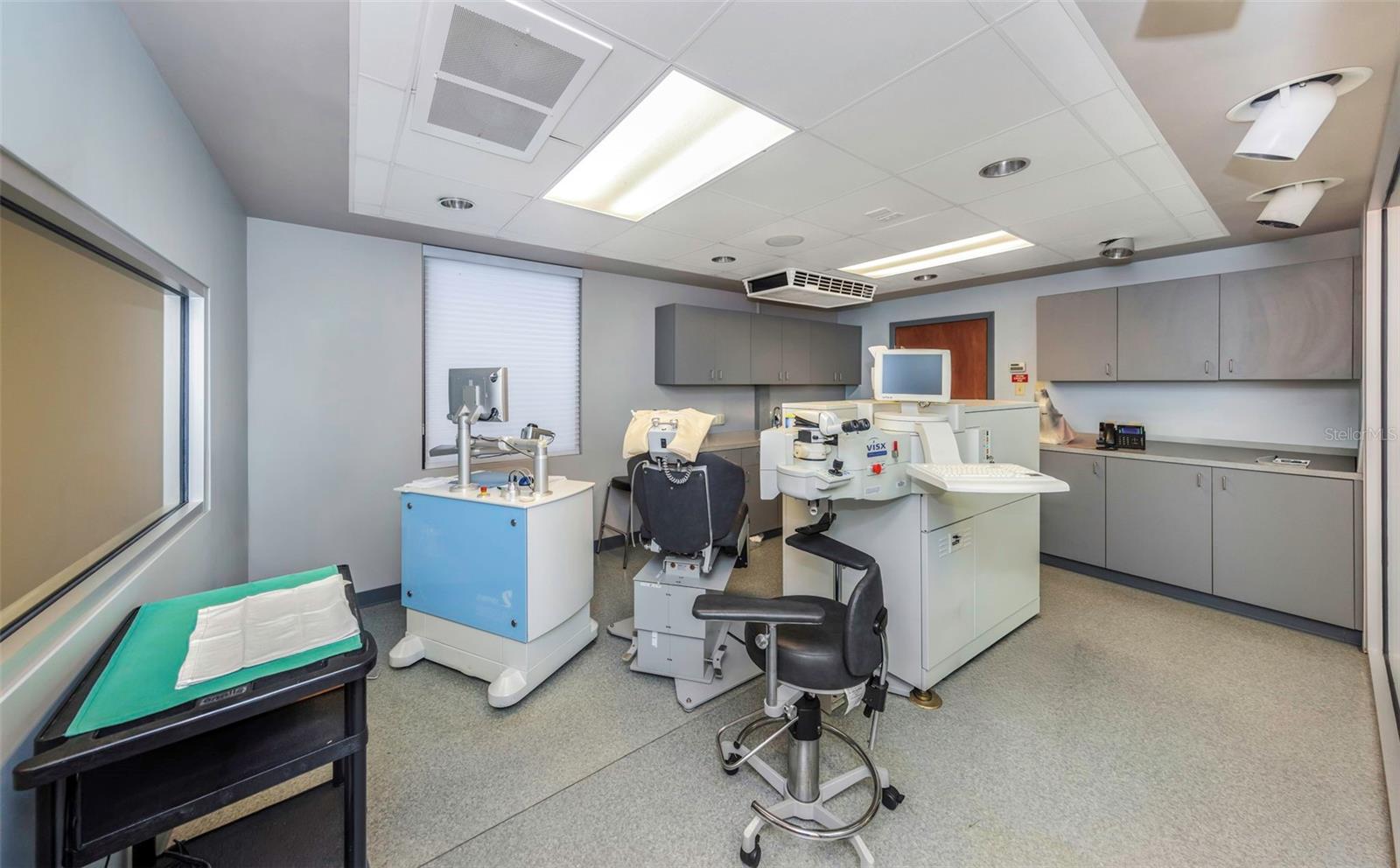 Image 20 of 55 For 2346 Drew Street 1f