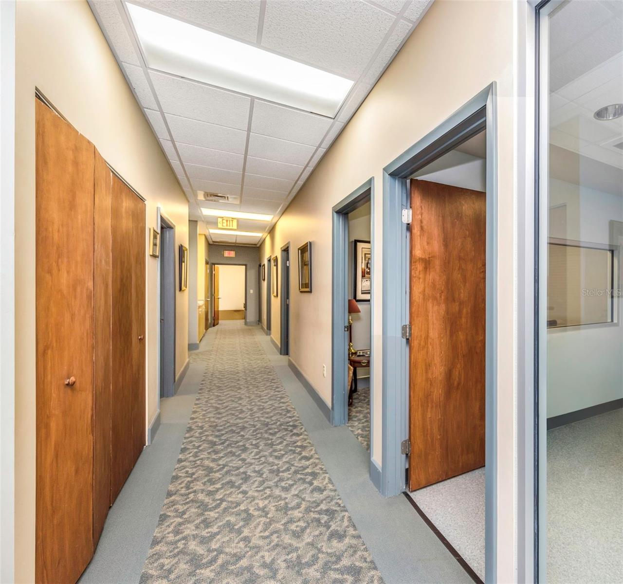 Image 25 of 55 For 2346 Drew Street 1f