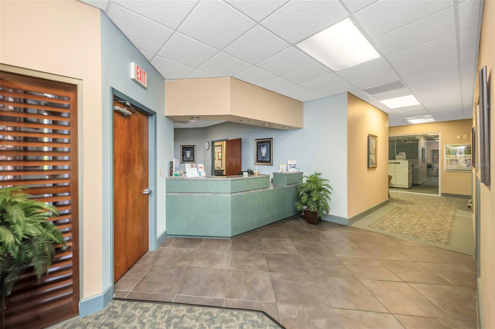 Image 6 of 55 For 2346 Drew Street 1f