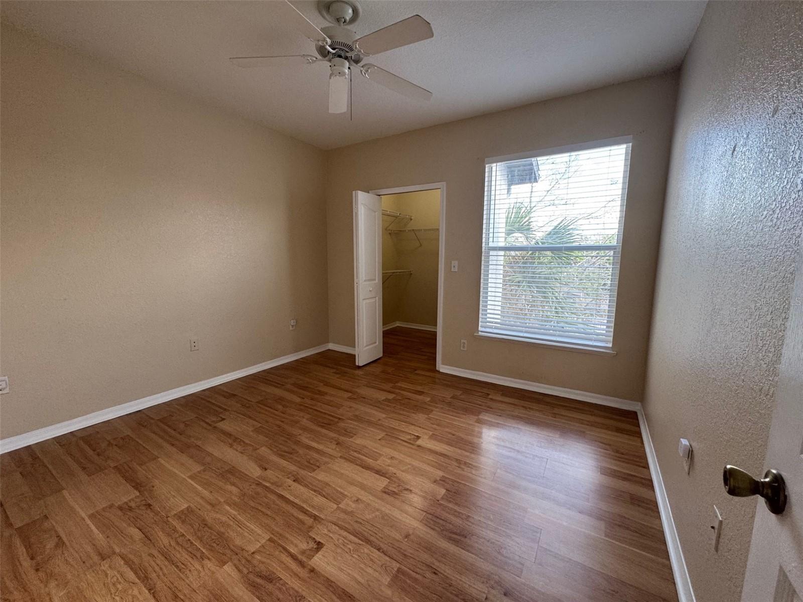 Image 12 of 23 For 5817 Legacy Crescent Place 302