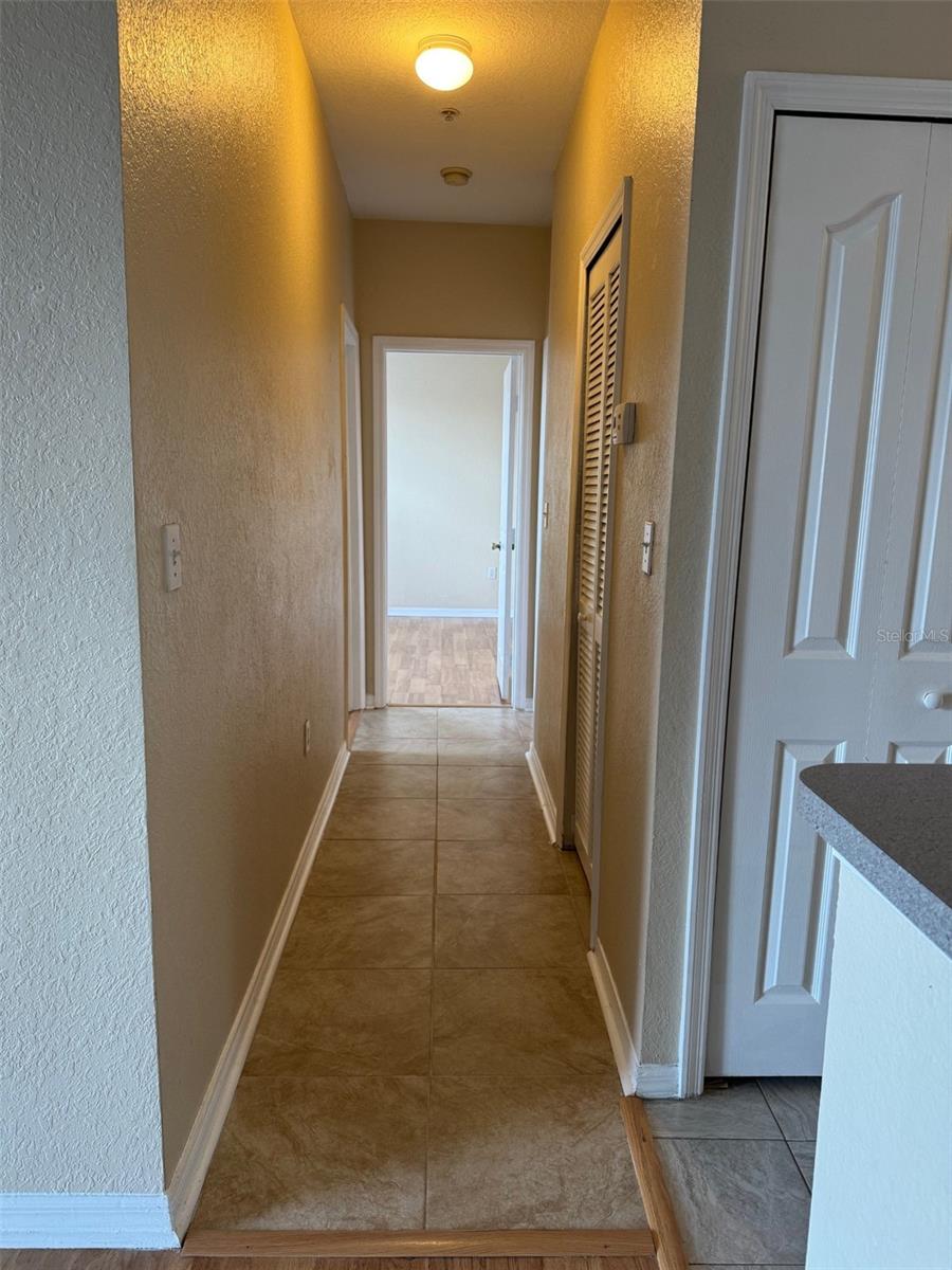 Image 9 of 23 For 5817 Legacy Crescent Place 302