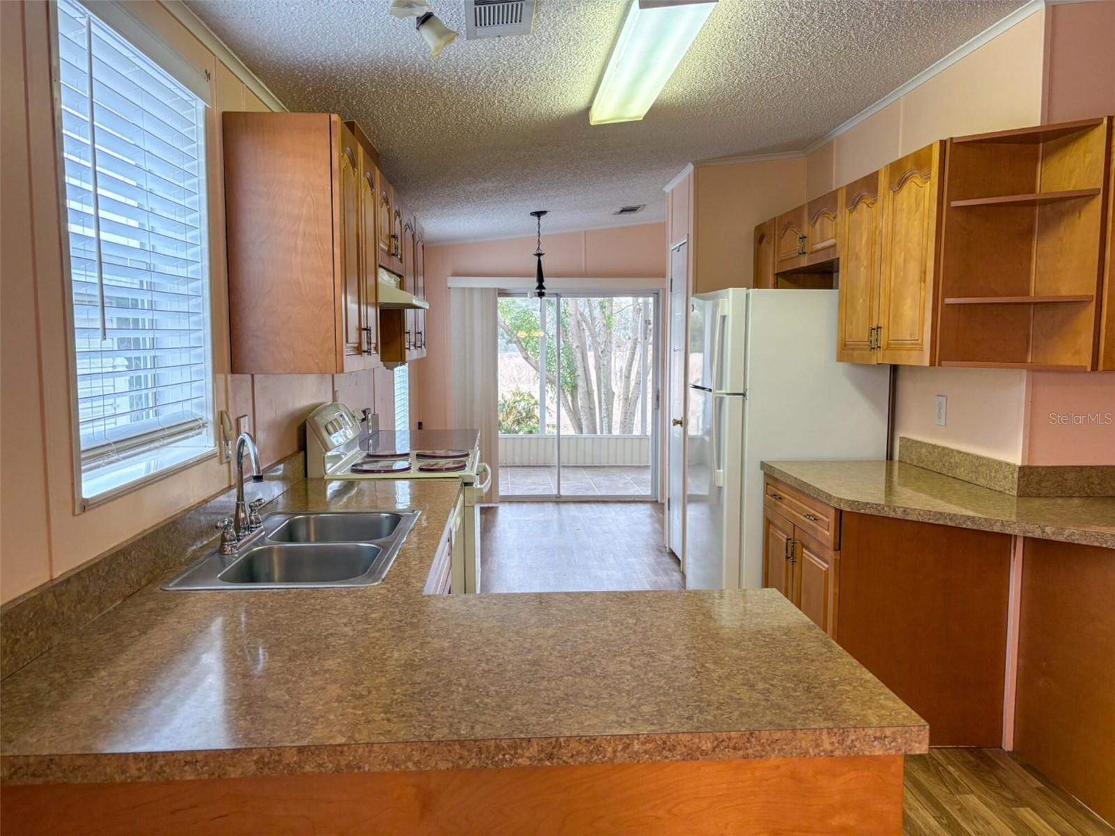 Image 10 of 41 For 3505 Meteor Place