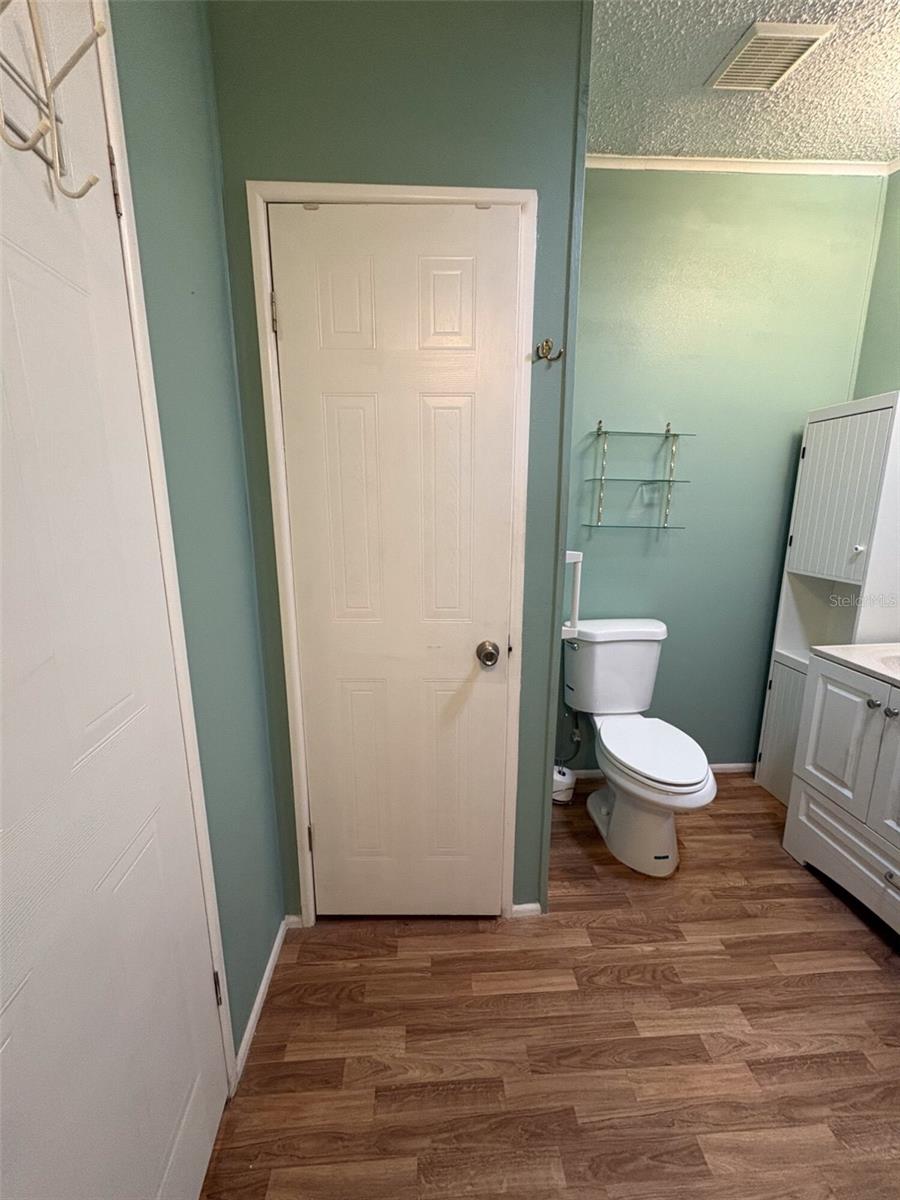 Image 23 of 41 For 3505 Meteor Place