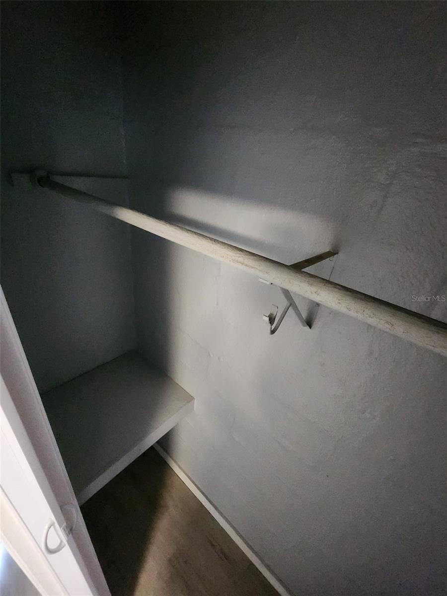 Image 5 of 9 For 407 Jupiter Avenue 4