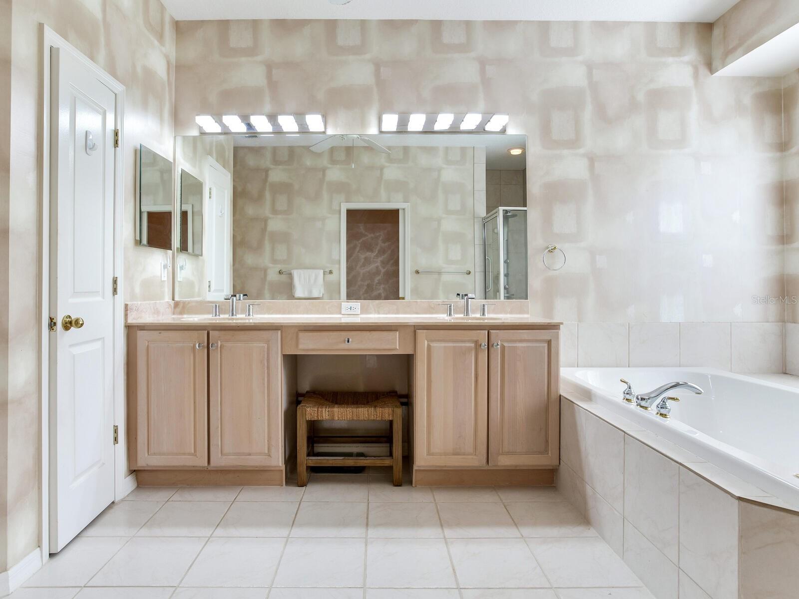 Image 39 of 64 For 10228 Estuary Drive