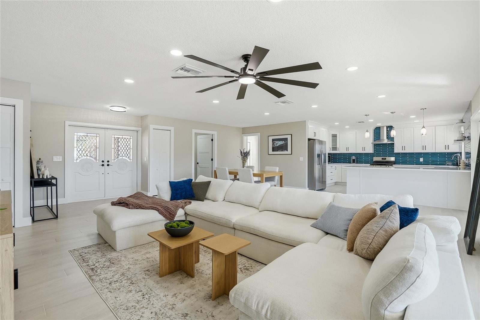 Image 10 of 60 For 3918 Americana