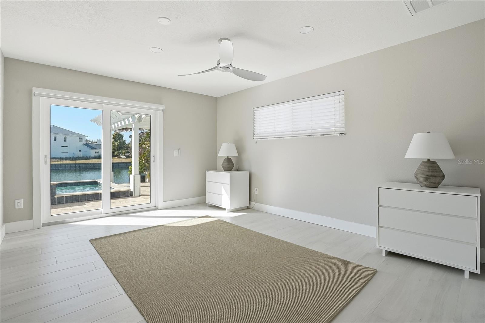 Image 24 of 60 For 3918 Americana