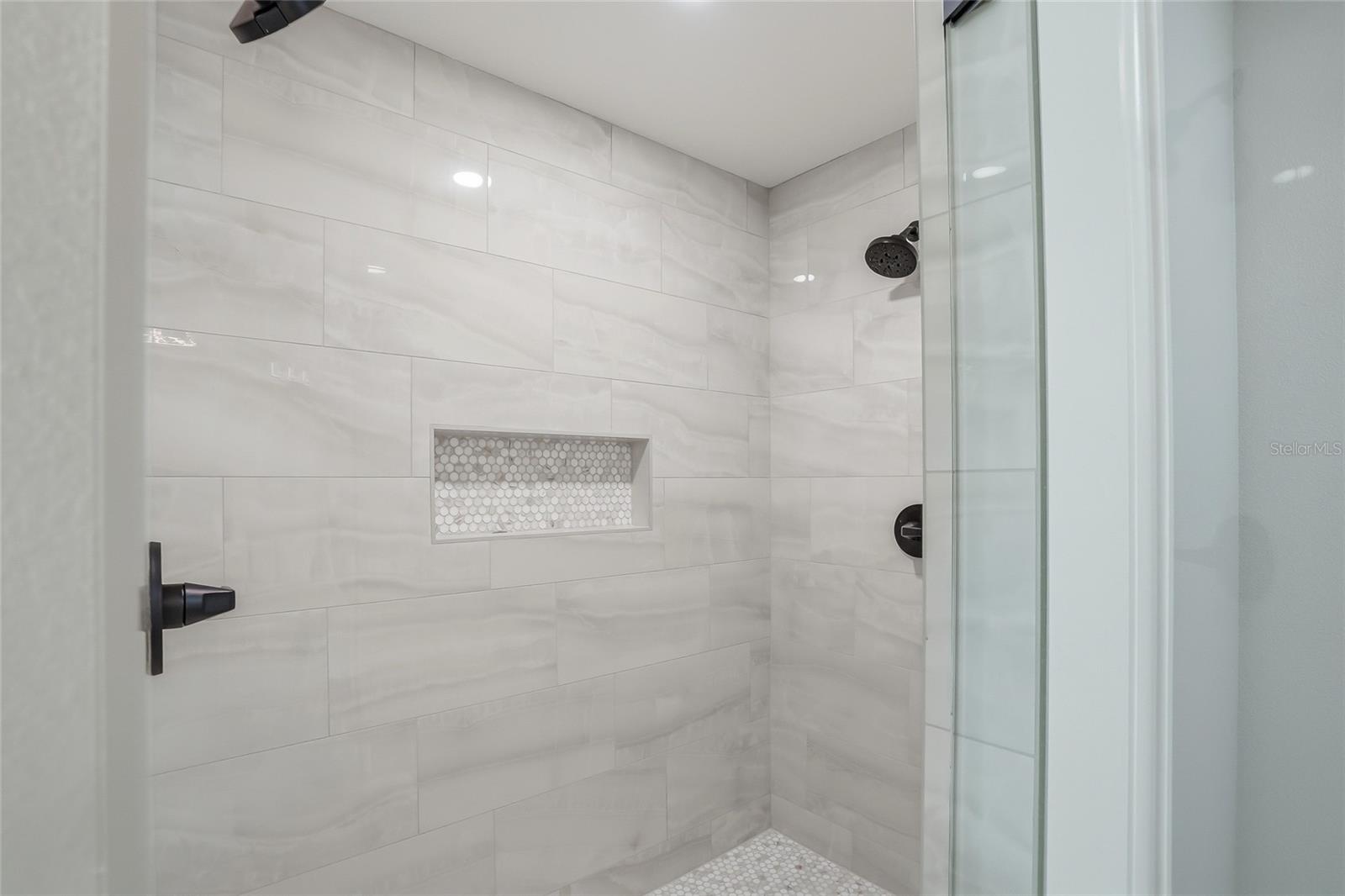 Image 28 of 60 For 3918 Americana