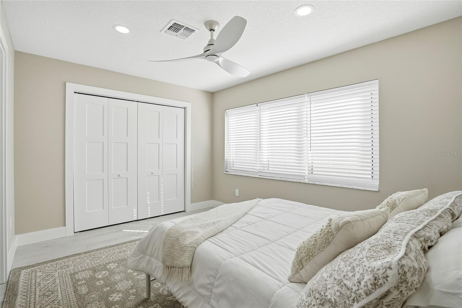 Image 37 of 60 For 3918 Americana