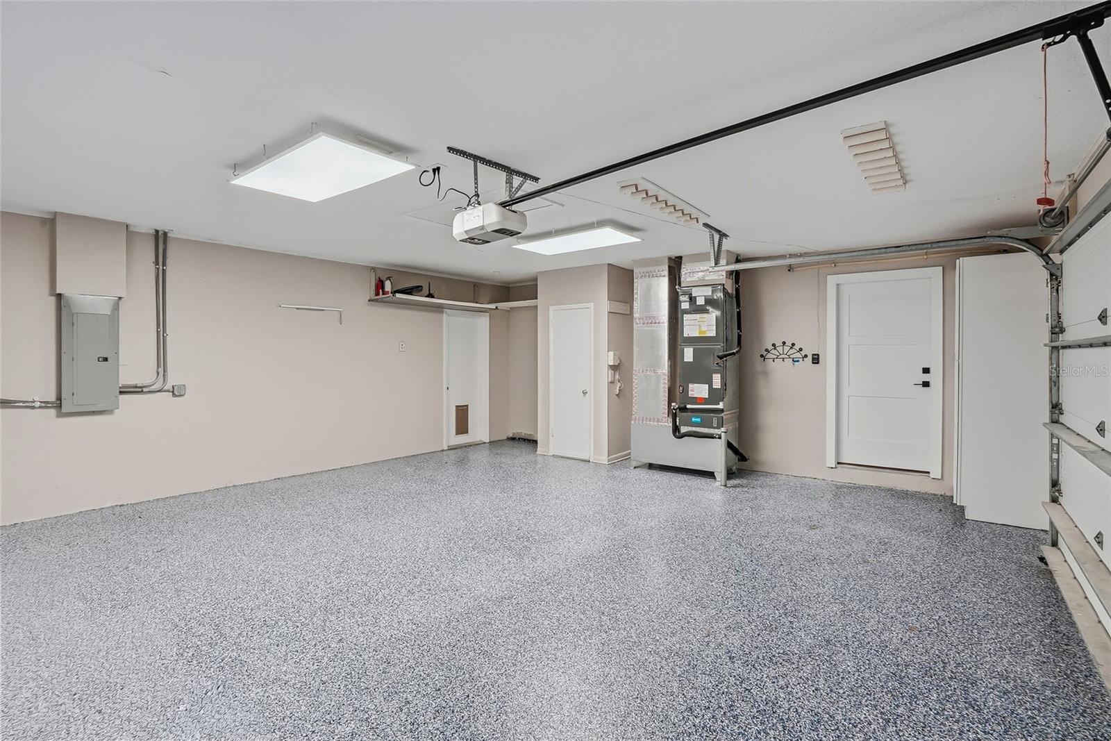 Image 41 of 60 For 3918 Americana