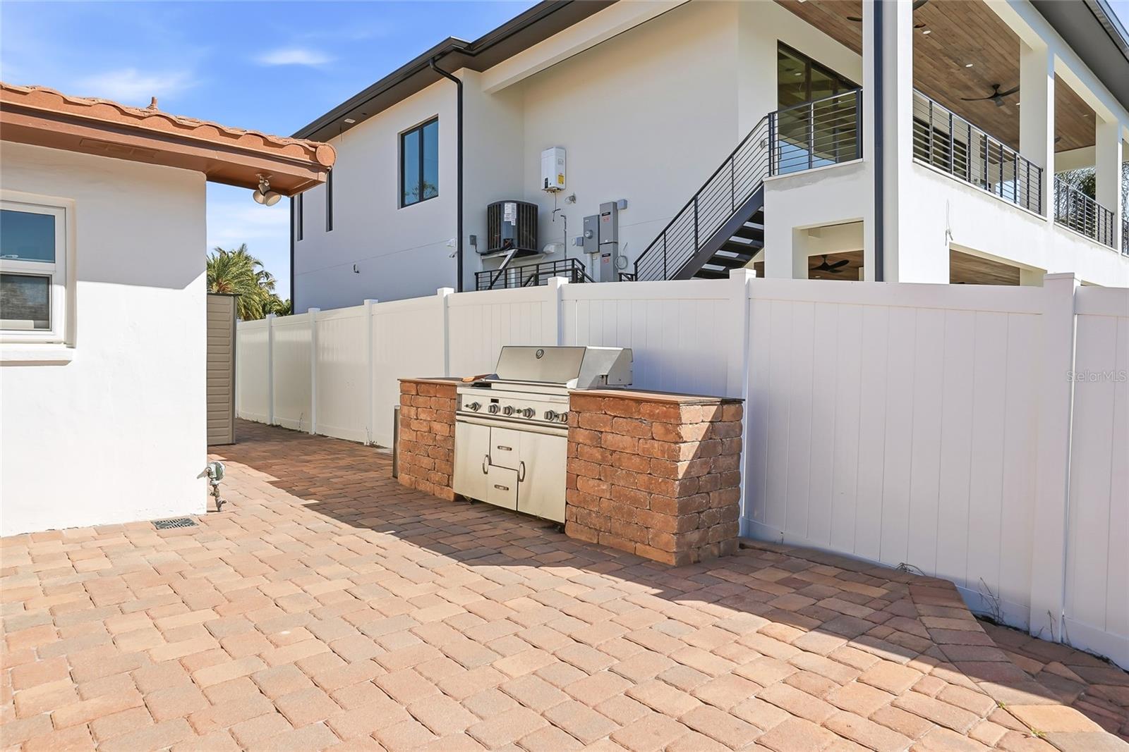 Image 42 of 60 For 3918 Americana