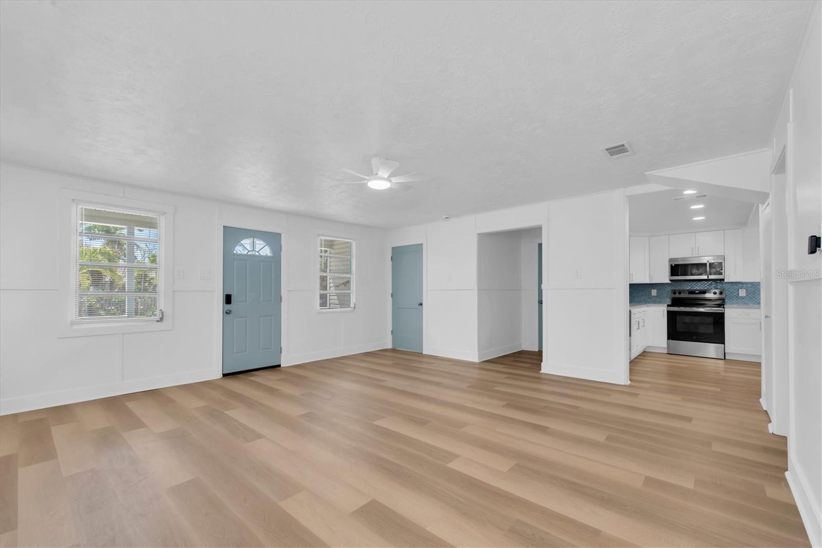 Image 10 of 41 For 358 Boca Ciega Drive