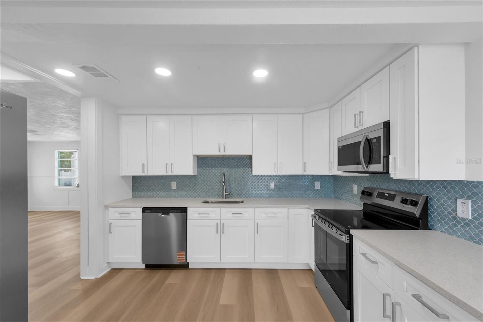 Image 6 of 41 For 358 Boca Ciega Drive