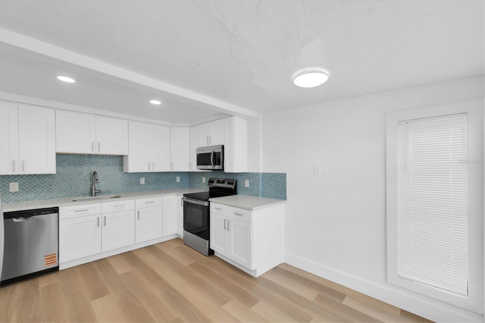 Image 7 of 41 For 358 Boca Ciega Drive