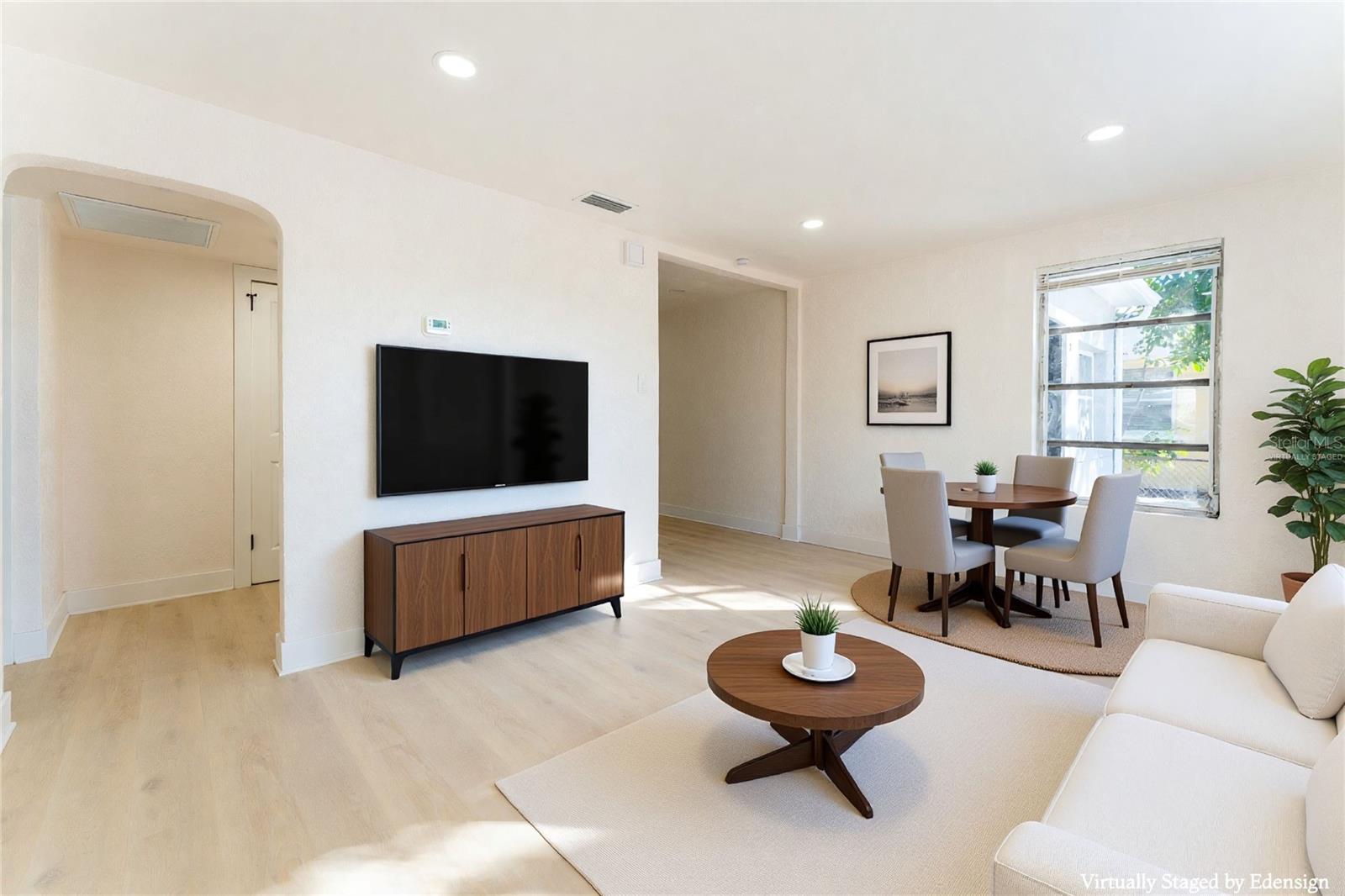 Image 2 of 21 For 2509 16th Avenue S