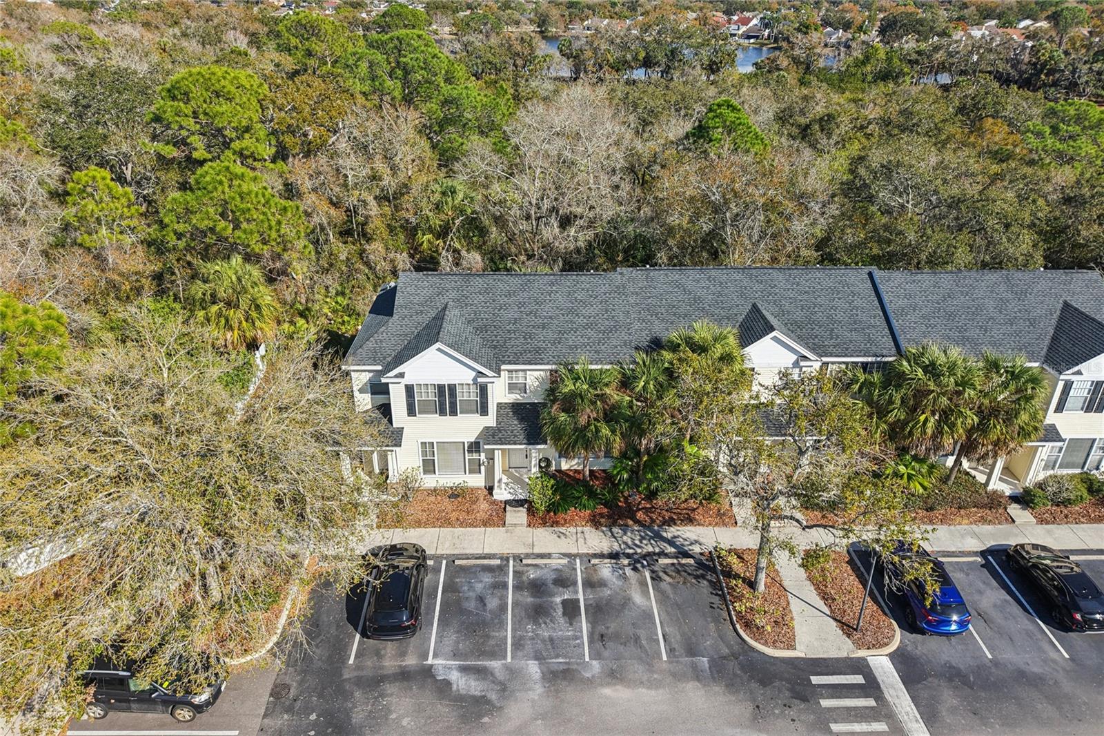 Image 31 of 58 For 12304 Country White Circle