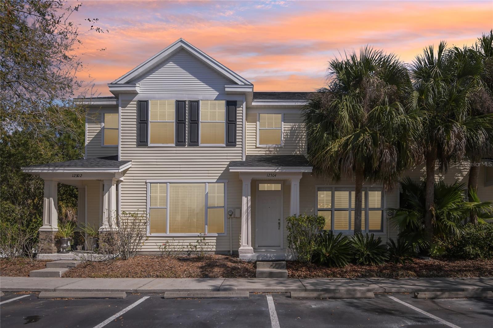 Image 41 of 58 For 12304 Country White Circle