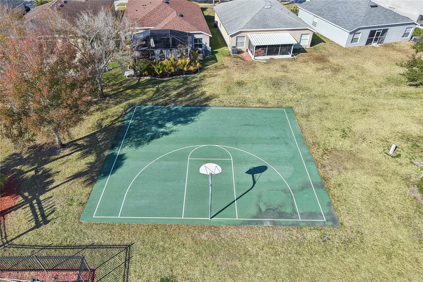 Image 56 of 58 For 12304 Country White Circle