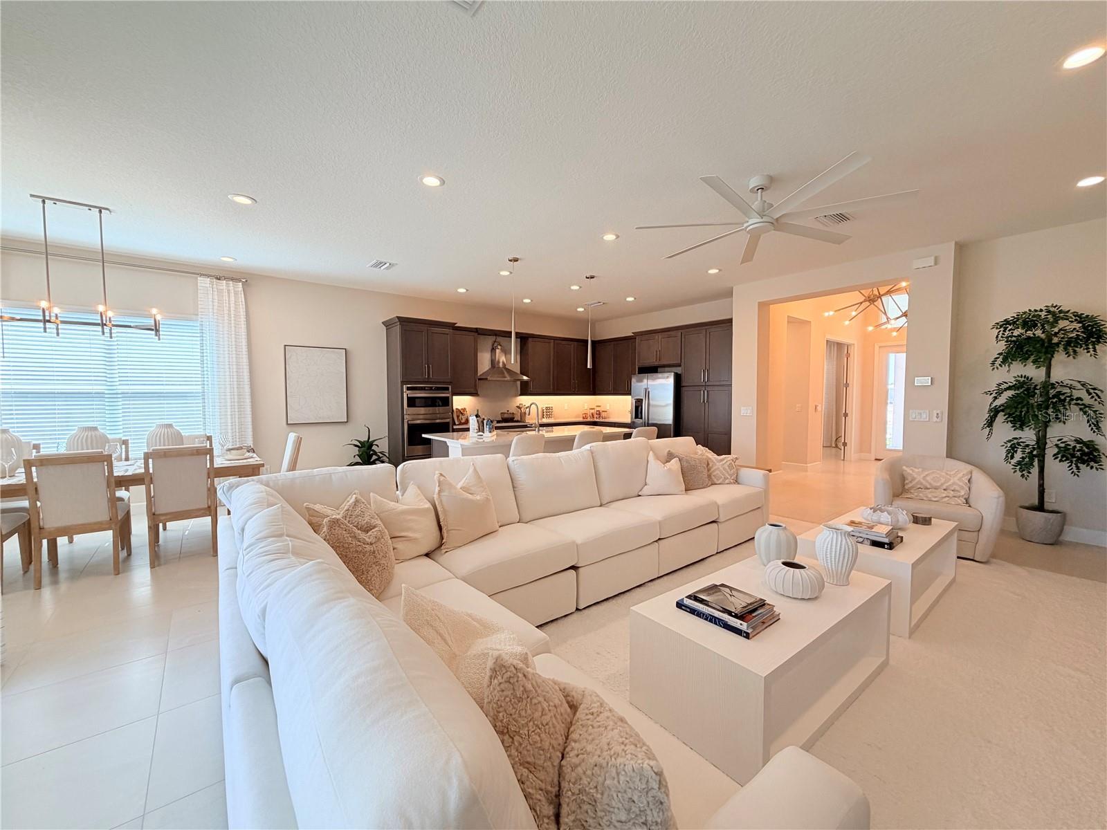 Image 17 of 32 For 32700 Neroli Street