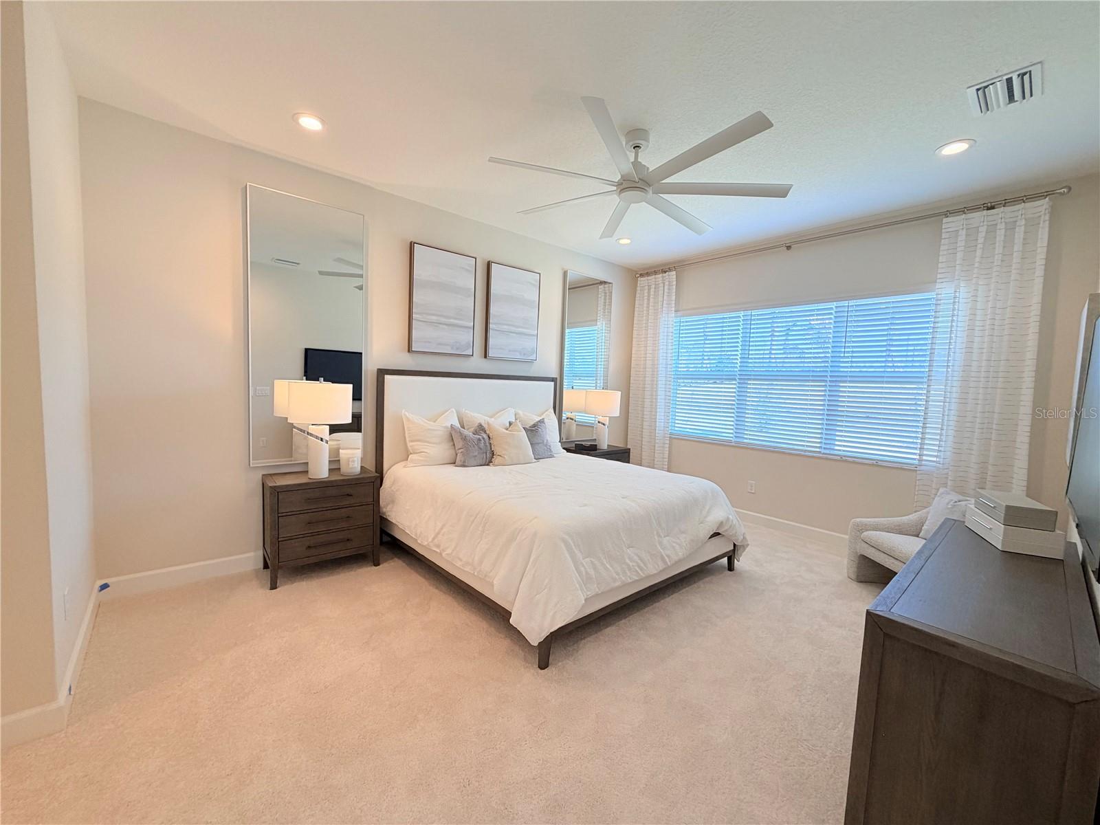 Image 19 of 32 For 32700 Neroli Street