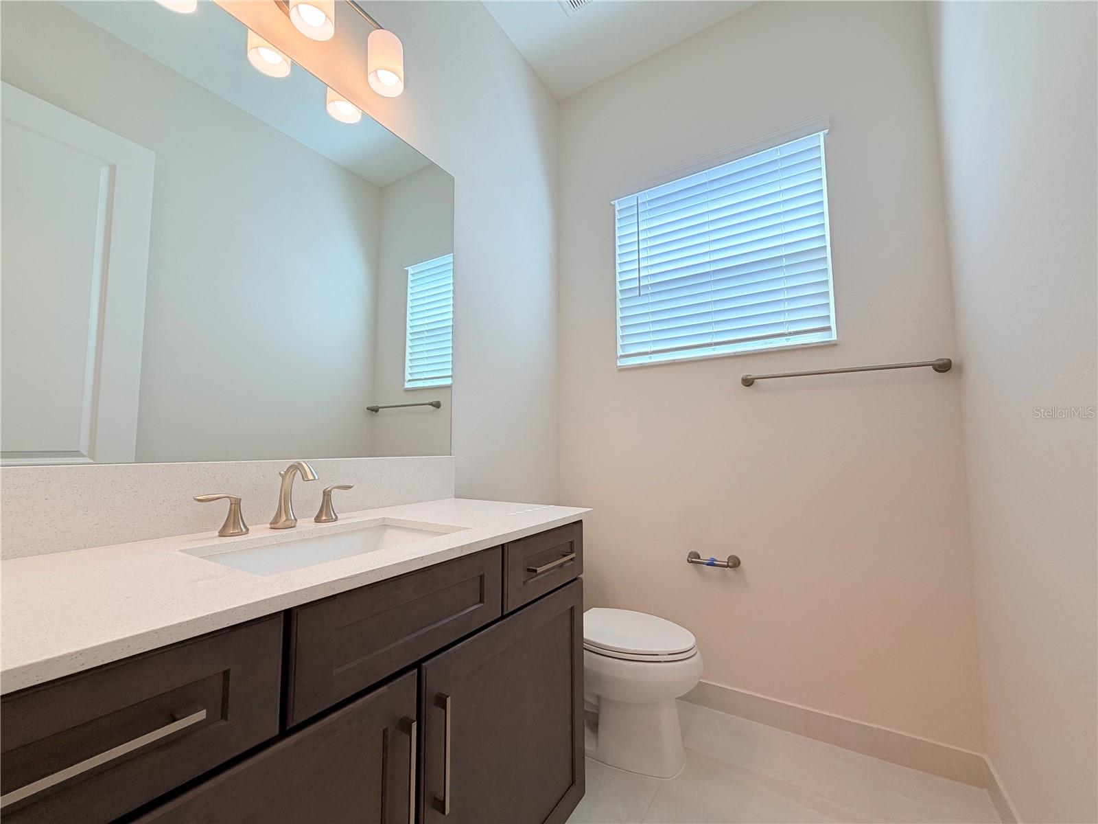 Image 25 of 32 For 32700 Neroli Street