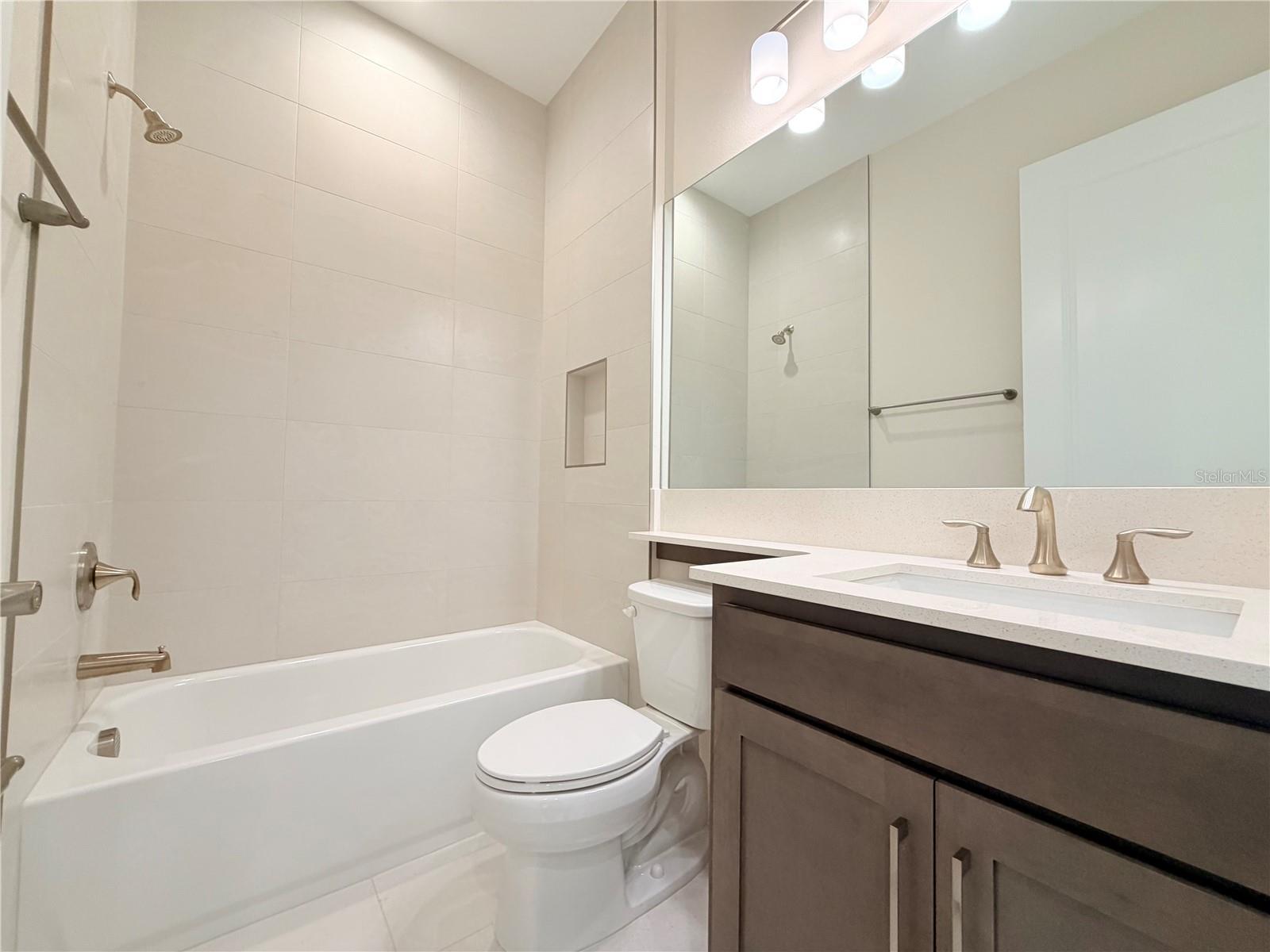 Image 26 of 32 For 32700 Neroli Street