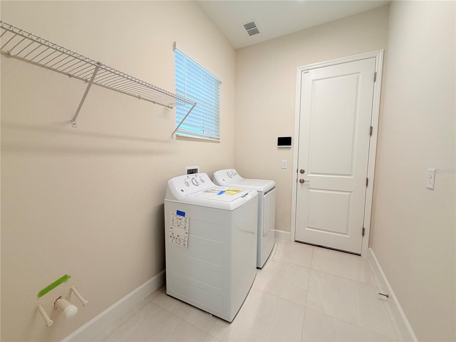 Image 27 of 32 For 32700 Neroli Street