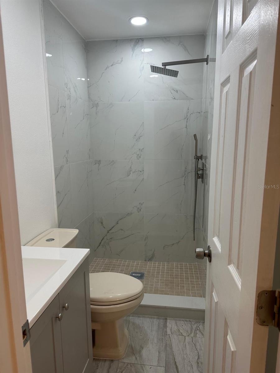 Image 12 of 22 For 7035 Sandalwood Drive