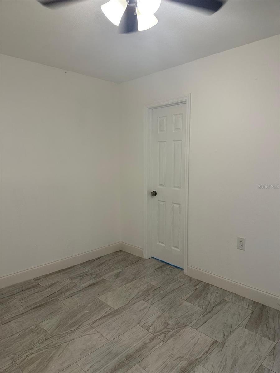 Image 15 of 22 For 7035 Sandalwood Drive