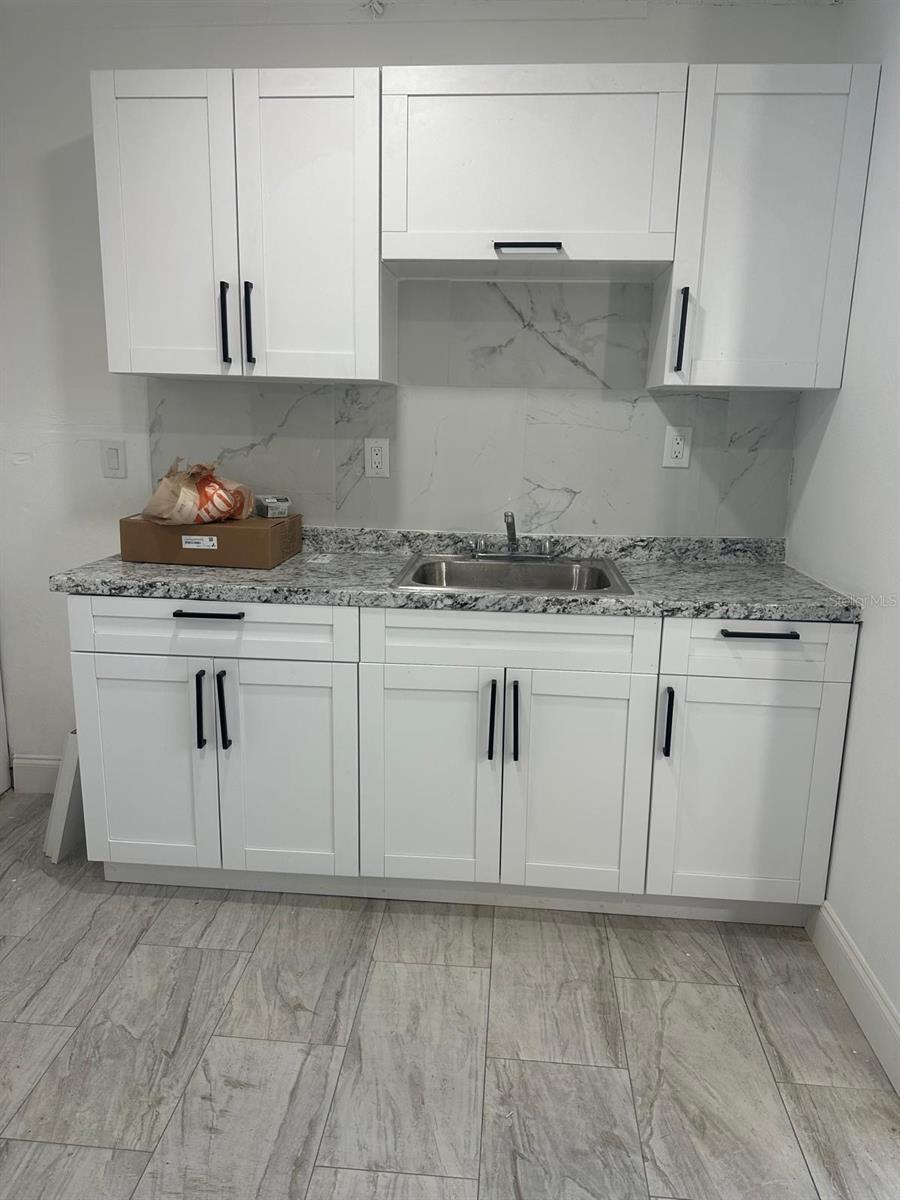 Image 7 of 22 For 7035 Sandalwood Drive