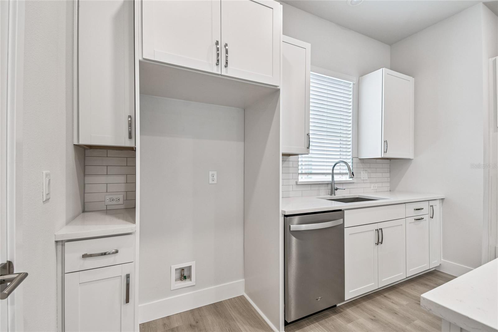 Image 11 of 44 For 3125 4th Terrace N