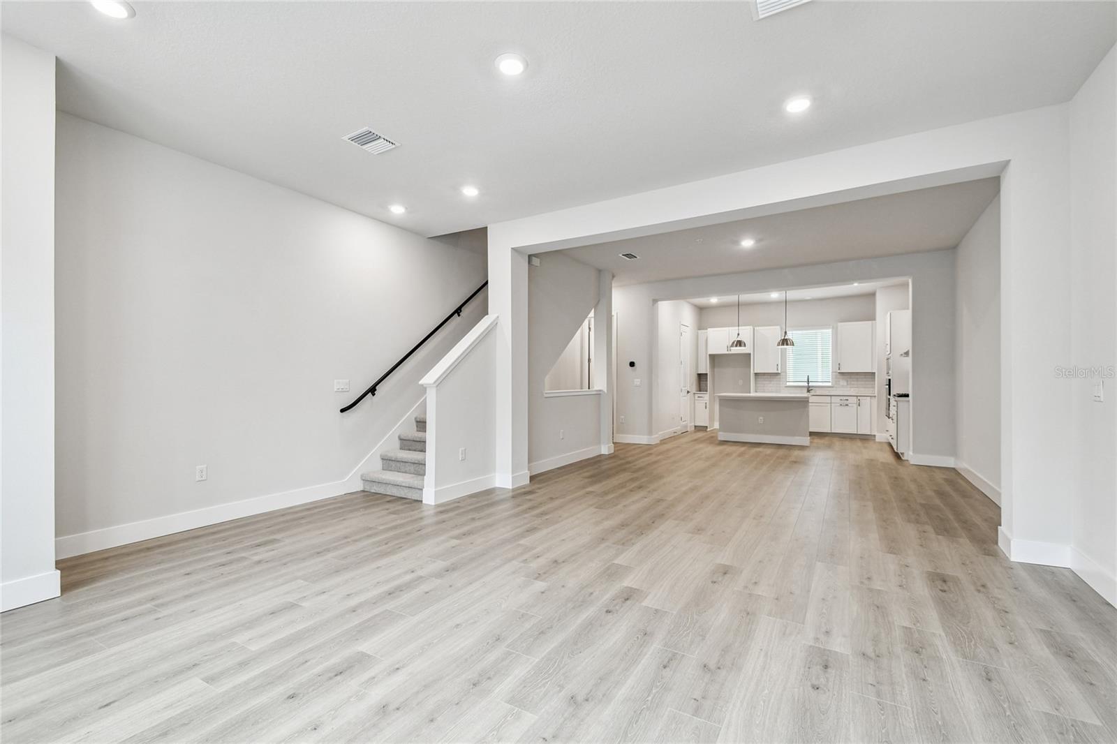 Image 15 of 44 For 3125 4th Terrace N