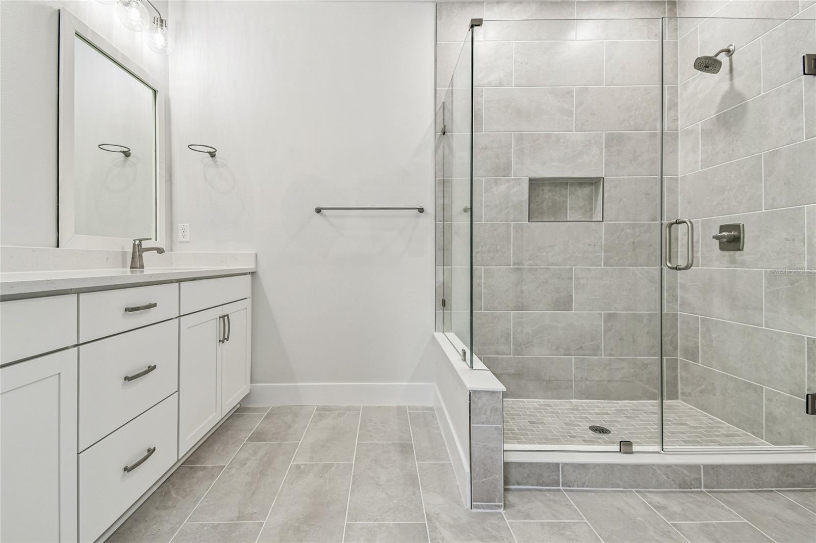 Image 22 of 44 For 3125 4th Terrace N