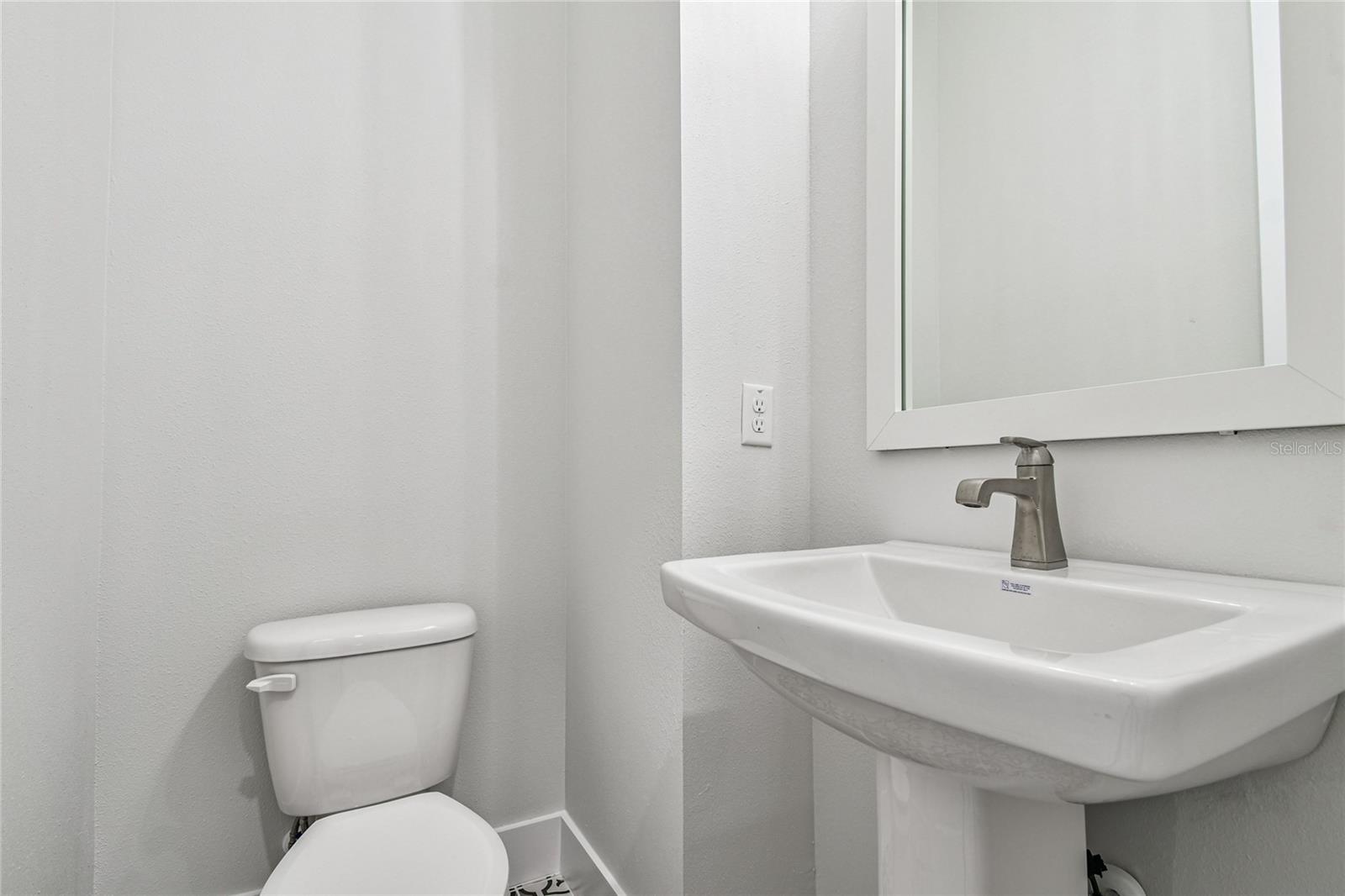 Image 34 of 44 For 3125 4th Terrace N