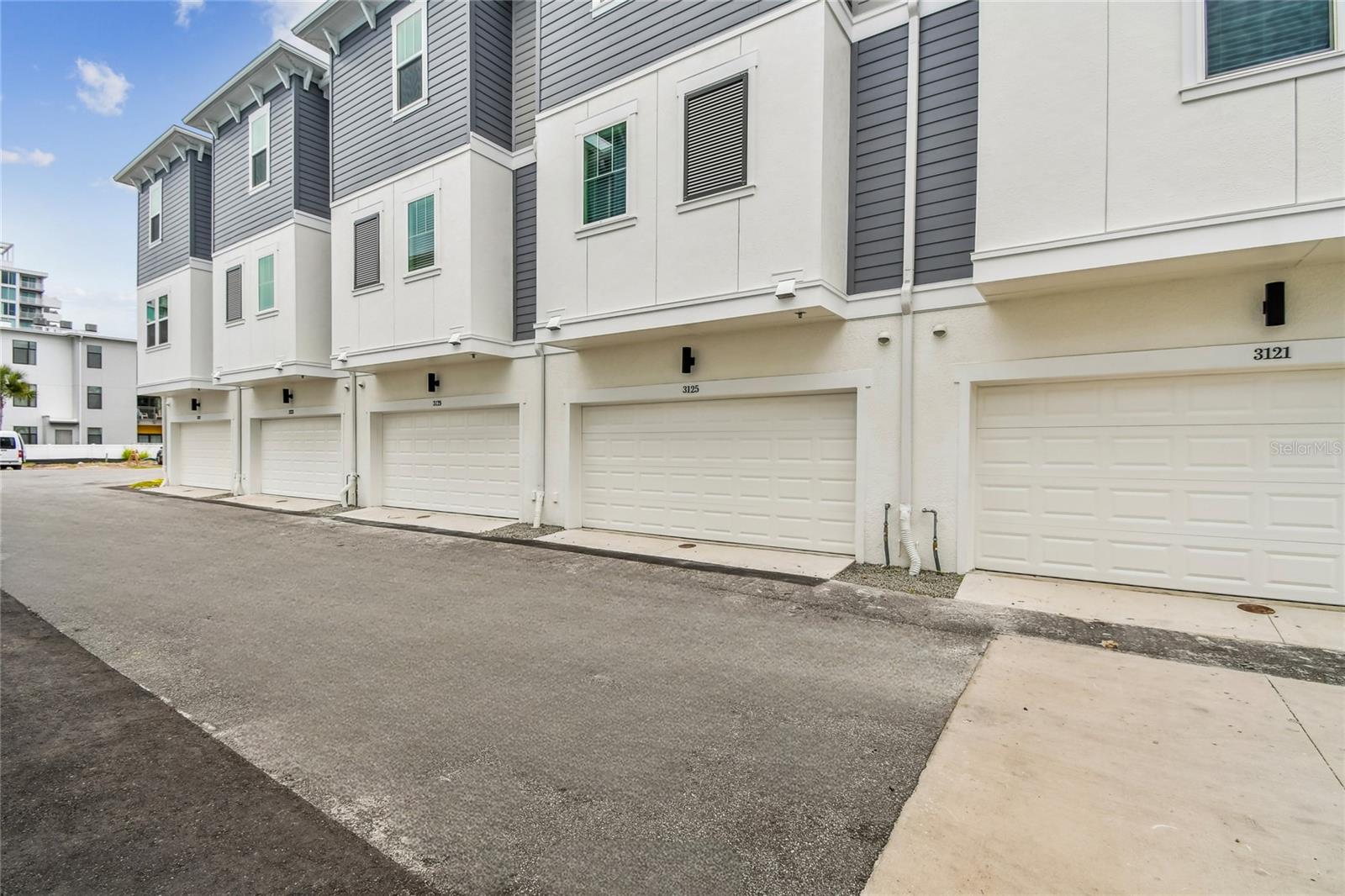 Image 37 of 44 For 3125 4th Terrace N