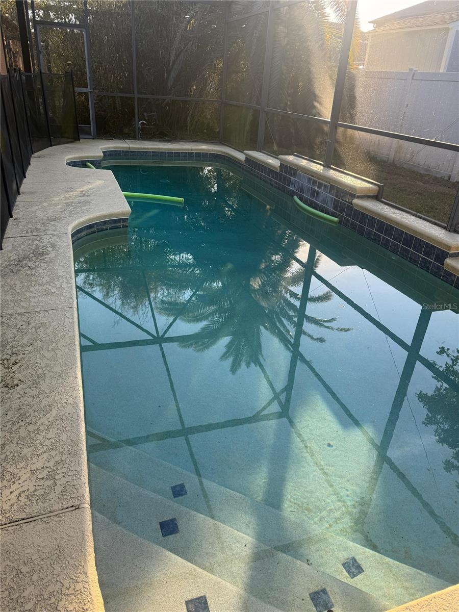 Image 9 of 10 For 3042 Camino Real Drive S