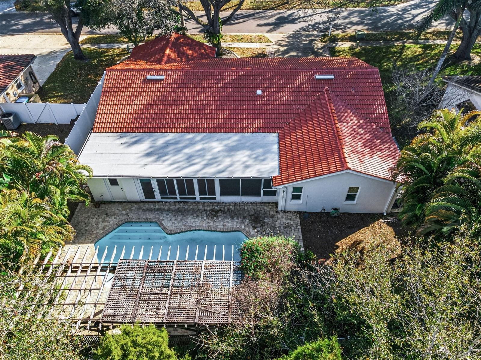 Image 2 of 58 For 1889 Mourning Dove Drive