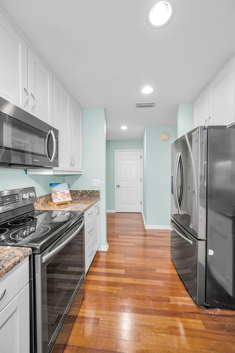 Image 23 of 58 For 1889 Mourning Dove Drive