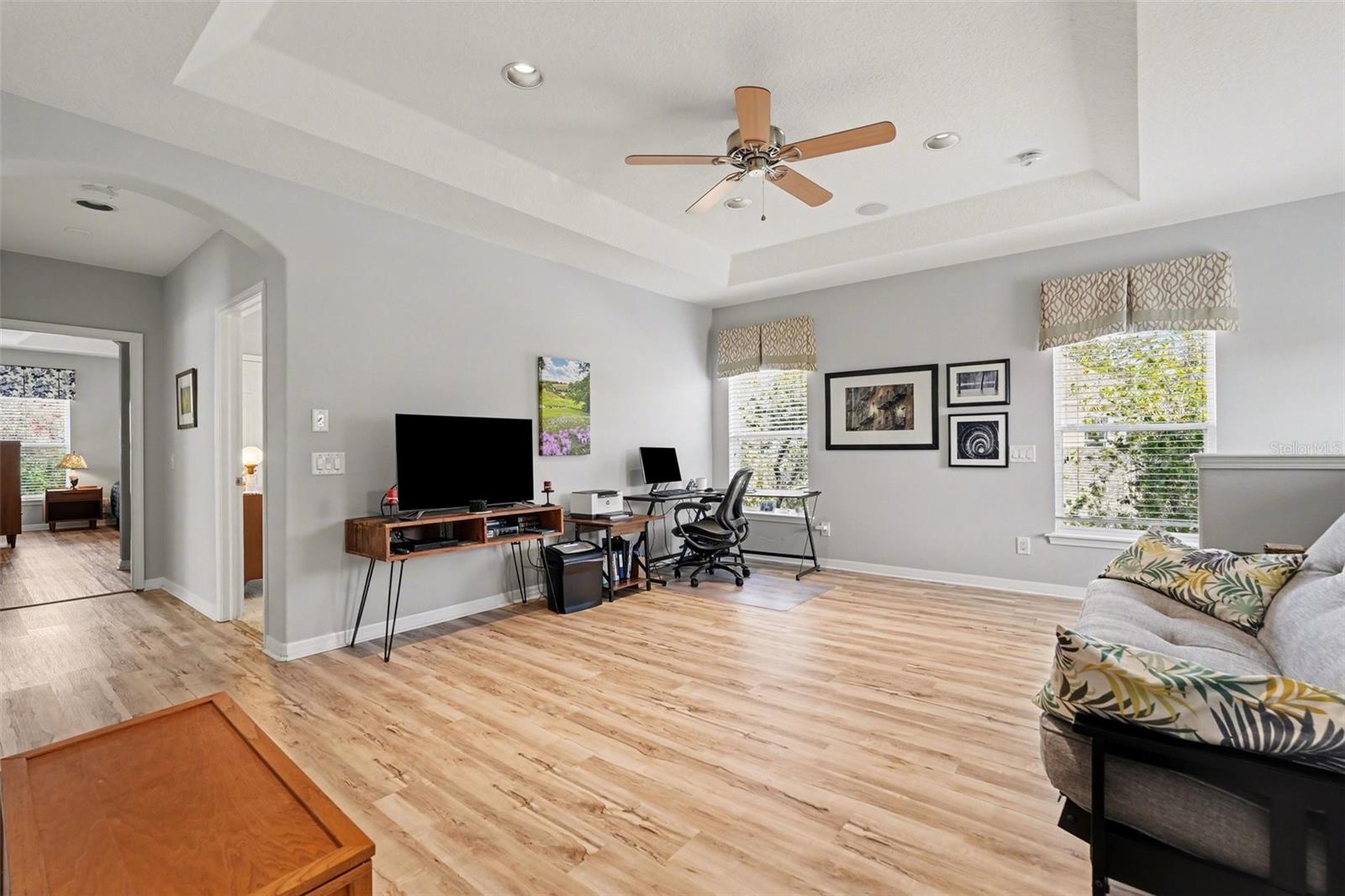 Image 17 of 39 For 11201 Green Park Circle