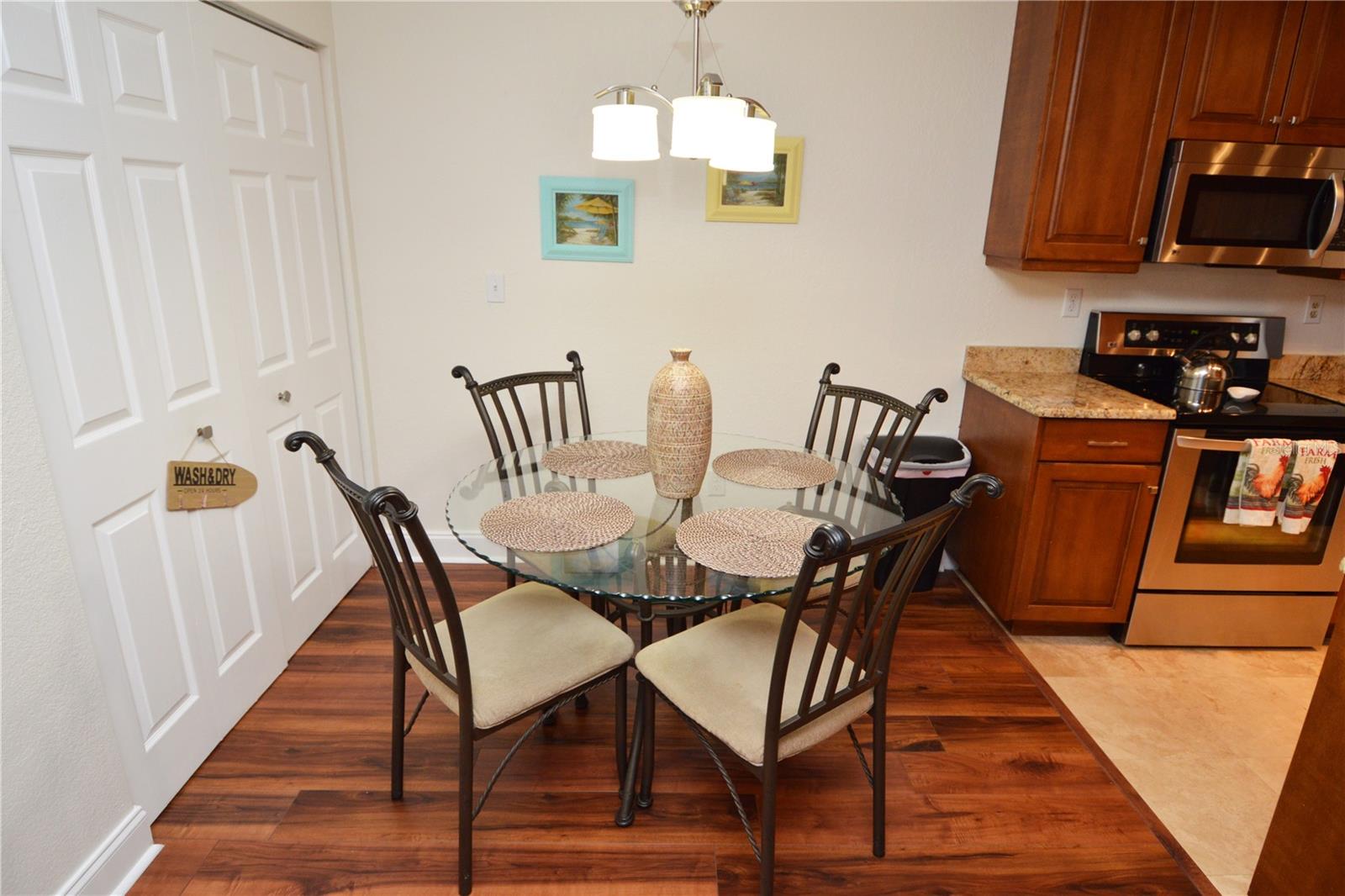 Image 12 of 92 For 10263 Gandy Boulevard N 405