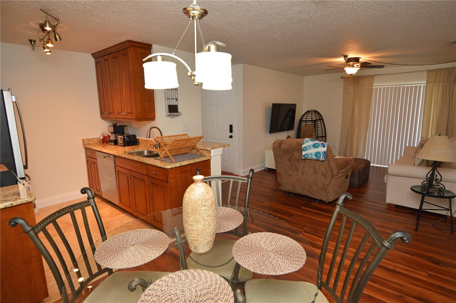 Image 15 of 92 For 10263 Gandy Boulevard N 405