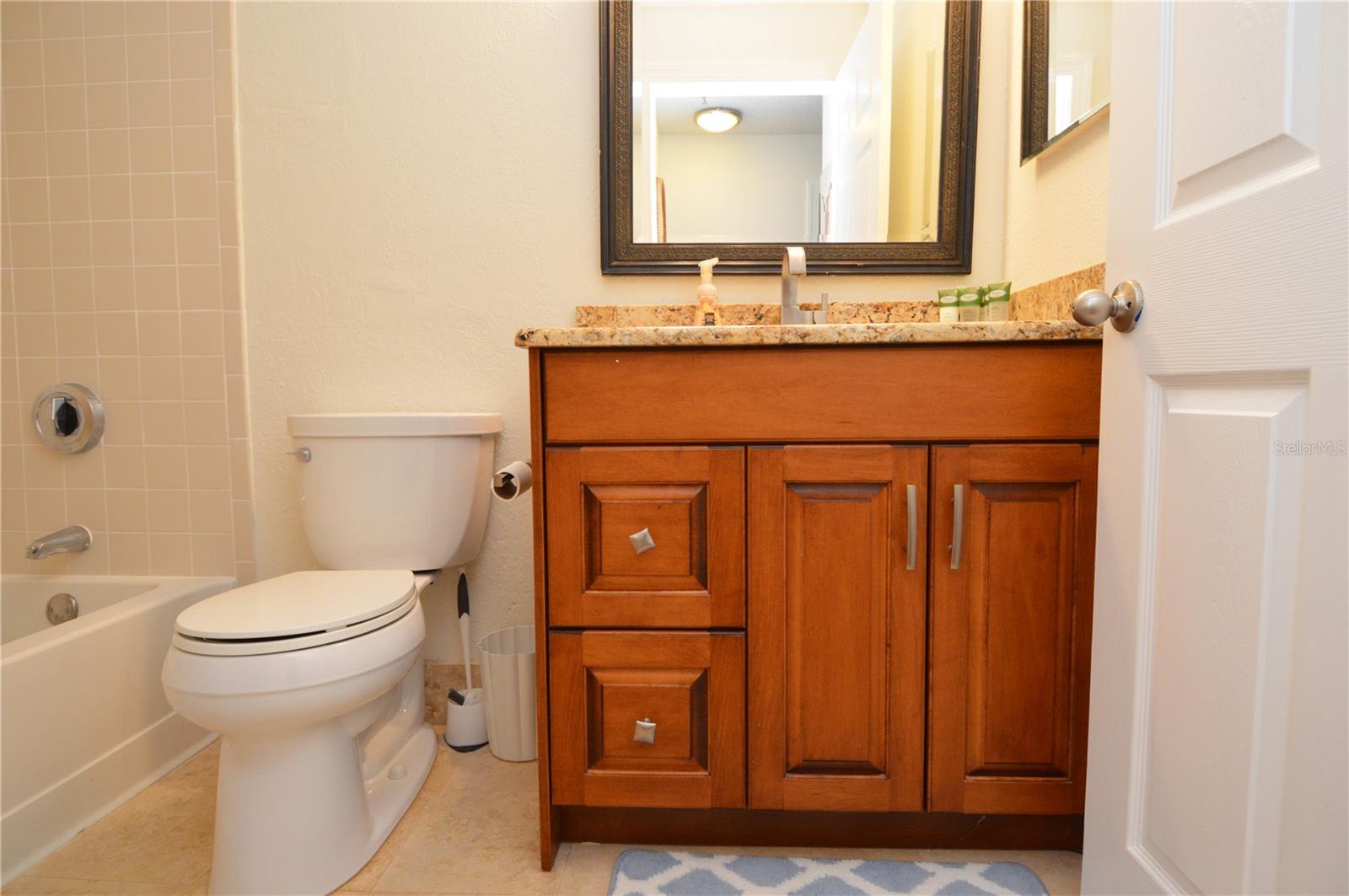 Image 25 of 92 For 10263 Gandy Boulevard N 405