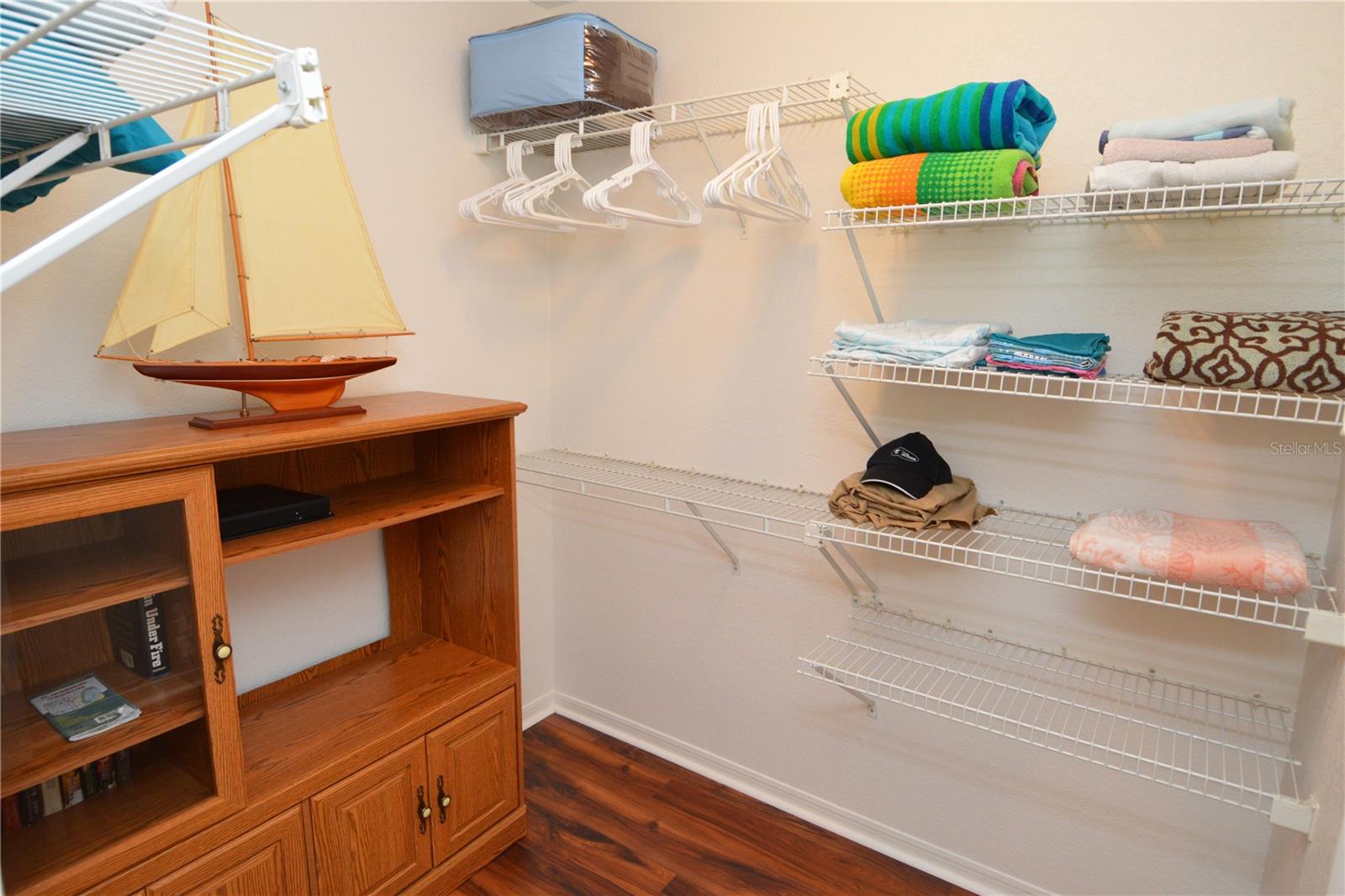 Image 38 of 92 For 10263 Gandy Boulevard N 405