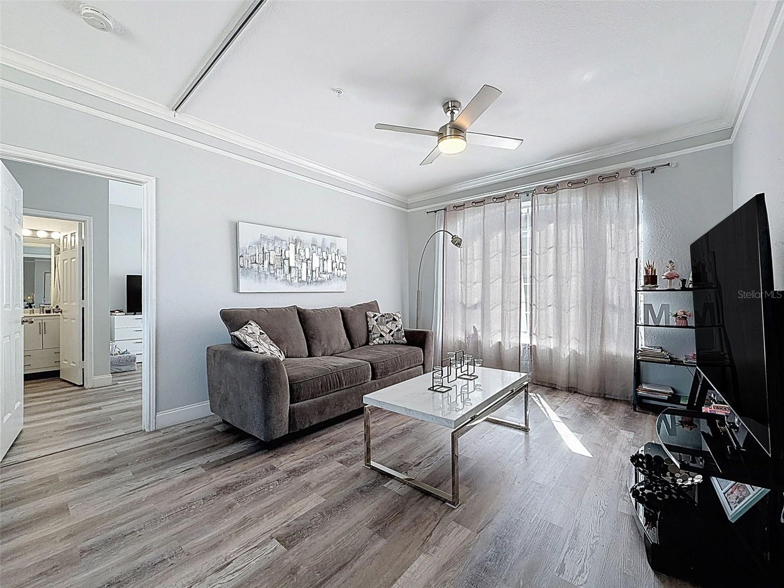 Image 10 of 60 For 4340 Bayside Village Drive 201