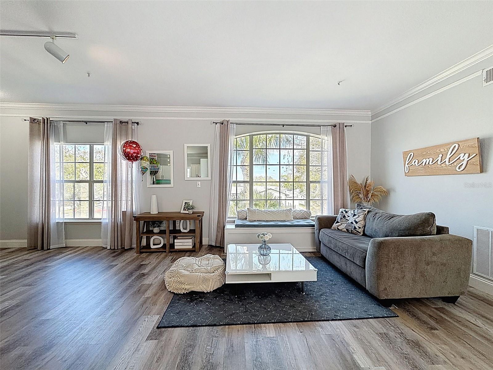 Image 13 of 60 For 4340 Bayside Village Drive 201