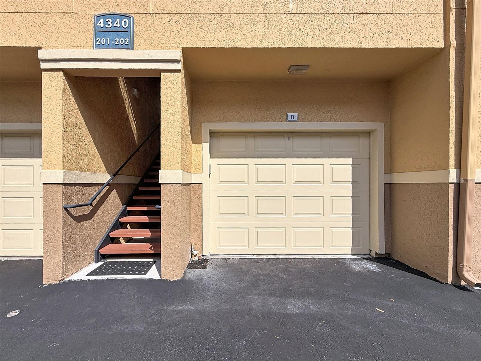 Image 4 of 60 For 4340 Bayside Village Drive 201