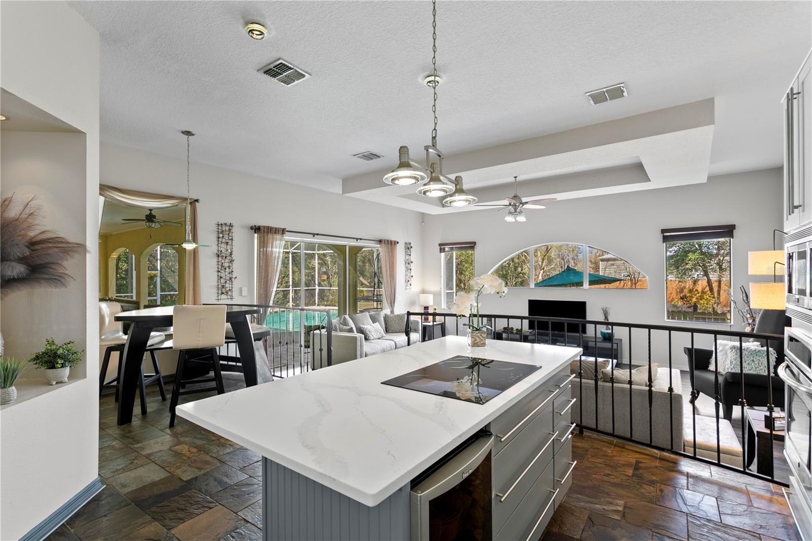 Image 14 of 60 For 10501 Cyndee Lane